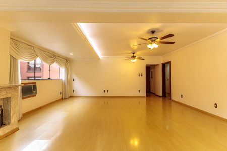 Apartamento para alugar com 129m², 3 quartos e 2 vagas Apartamento para alugar com 129m², 3 quartos e 2 vagasSala