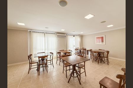 Apartamento para alugar com 129m², 3 quartos e 2 vagas Apartamento para alugar com 129m², 3 quartos e 2 vagasÁrea comum - Salão de festas