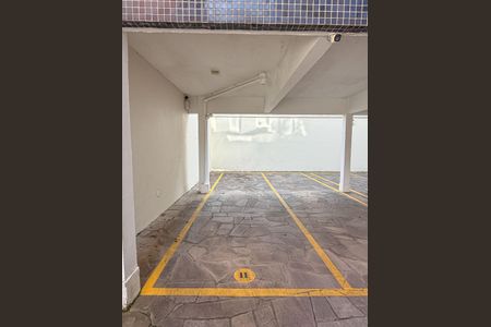 Apartamento para alugar com 129m², 3 quartos e 2 vagas Apartamento para alugar com 129m², 3 quartos e 2 vagasÁrea comum - Estacionamento