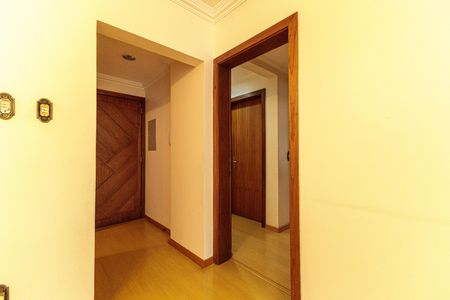 Apartamento para alugar com 129m², 3 quartos e 2 vagas Apartamento para alugar com 129m², 3 quartos e 2 vagasCorredor