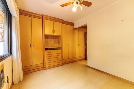 Apartamento para alugar com 129m², 3 quartos e 2 vagas Apartamento para alugar com 129m², 3 quartos e 2 vagasSuíte