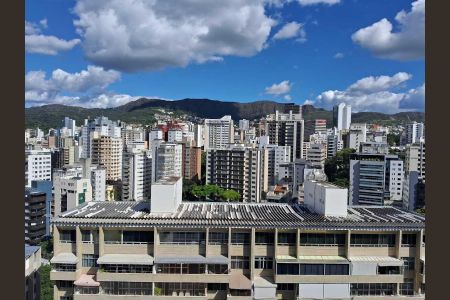 Apartamento à venda com 500m², 4 quartos e 4 vagasVista