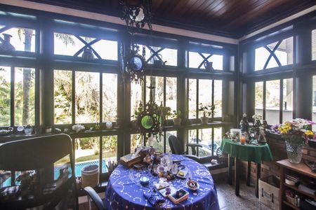 Casa à venda com 845m², 5 quartos e 4 vagasVaranda