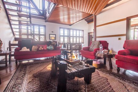 Casa à venda com 845m², 5 quartos e 4 vagasSala 6