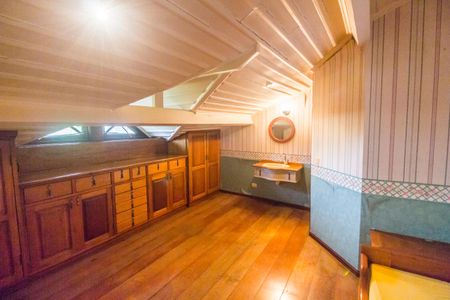 Casa à venda com 845m², 5 quartos e 4 vagasSuíte 5