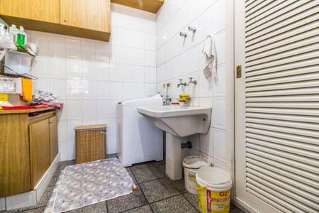 Casa à venda com 845m², 5 quartos e 4 vagasÁrea de Serviço