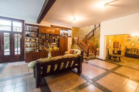 Casa à venda com 845m², 5 quartos e 4 vagasÁrea comum - Salão de festas