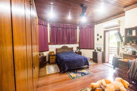 Casa à venda com 845m², 5 quartos e 4 vagasSuíte master 2