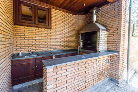 Casa à venda com 845m², 5 quartos e 4 vagasÁrea gourmet