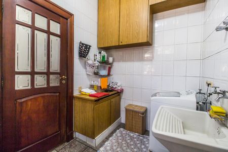 Casa à venda com 845m², 5 quartos e 4 vagasÁrea de Serviço