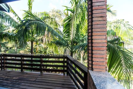 Casa à venda com 845m², 5 quartos e 4 vagasVaranda da Suíte master 2