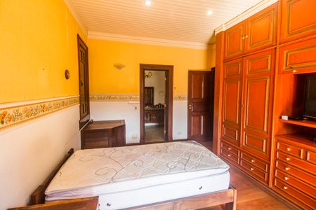 Casa à venda com 845m², 5 quartos e 4 vagasSuíte master 1