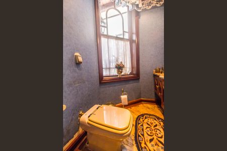 Casa à venda com 845m², 5 quartos e 4 vagasLavabo