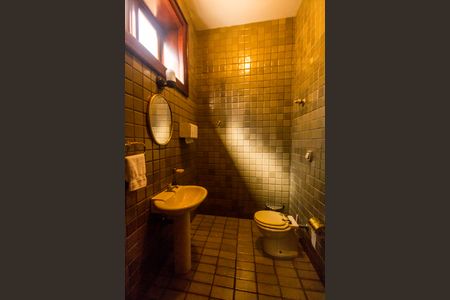 Casa à venda com 845m², 5 quartos e 4 vagasBanheiro