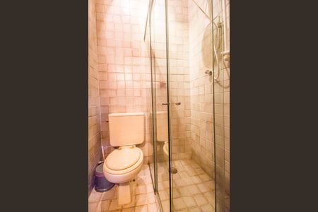 Casa à venda com 845m², 5 quartos e 4 vagasBanheiro da Suíte 5