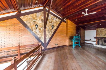 Casa à venda com 845m², 5 quartos e 4 vagasSala 6