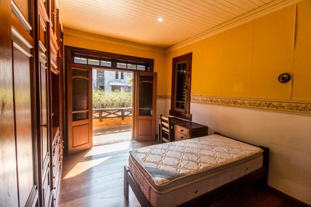 Casa à venda com 845m², 5 quartos e 4 vagasSuíte master 1