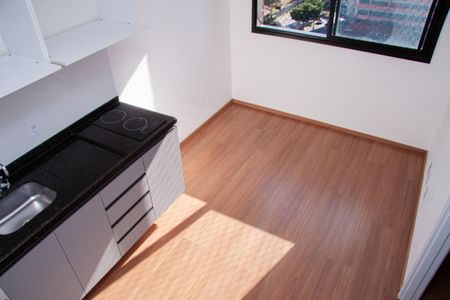 Studio para alugar com 25m², 1 quarto e sem vaga Studio para alugar com 25m², 1 quarto e sem vagaStudio