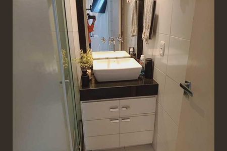 Apartamento à venda com 71m², 2 quartos e 1 vaga