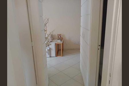 Apartamento à venda com 71m², 2 quartos e 1 vaga
