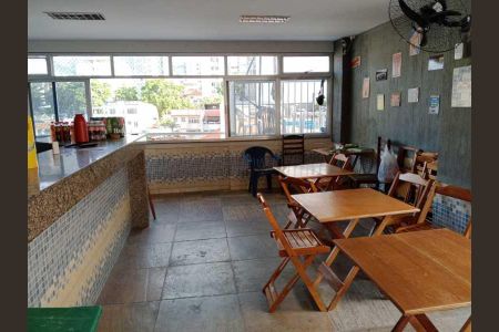 Apartamento à venda com 71m², 2 quartos e 1 vaga