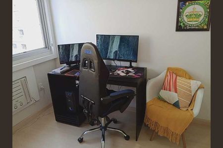 Apartamento à venda com 71m², 2 quartos e 1 vaga