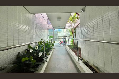 Apartamento à venda com 120m², 3 quartos e 2 vagas Apartamento à venda com 120m², 3 quartos e 2 vagasHall de entrada