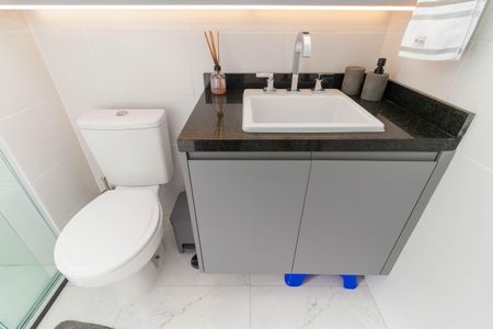 Apartamento à venda com 78m², 2 quartos e 1 vaga Apartamento à venda com 78m², 2 quartos e 1 vagaBanheiro da Suíte