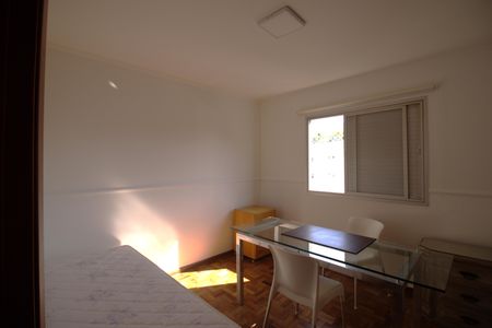 Apartamento para alugar com 120m², 3 quartos e 2 vagas Apartamento para alugar com 120m², 3 quartos e 2 vagasQuarto 2