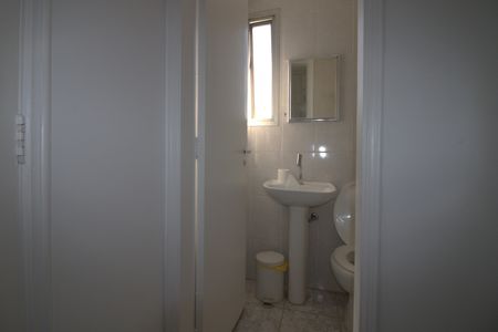 Apartamento para alugar com 120m², 3 quartos e 2 vagas Apartamento para alugar com 120m², 3 quartos e 2 vagasBanheiro ao lado da Despensa