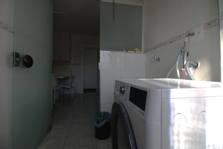 Apartamento para alugar com 120m², 3 quartos e 2 vagas Apartamento para alugar com 120m², 3 quartos e 2 vagasÁrea de Serviço