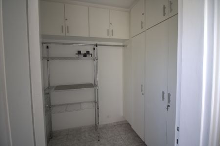 Apartamento para alugar com 120m², 3 quartos e 2 vagas Apartamento para alugar com 120m², 3 quartos e 2 vagasDespensa