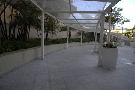 Apartamento para alugar com 120m², 3 quartos e 2 vagas Apartamento para alugar com 120m², 3 quartos e 2 vagasEntrada