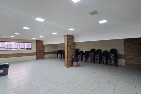 Apartamento à venda com 74m², 2 quartos e 1 vaga Apartamento à venda com 74m², 2 quartos e 1 vagaÁrea comum - Salão de festas