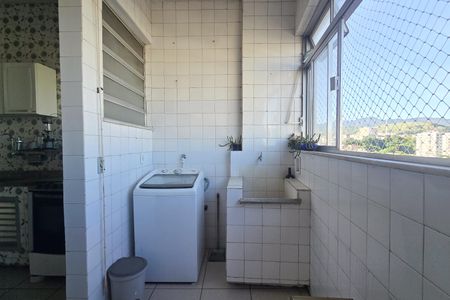Apartamento à venda com 74m², 2 quartos e 1 vaga Apartamento à venda com 74m², 2 quartos e 1 vagaÁrea de Serviço