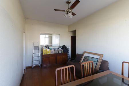 Apartamento à venda com 74m², 2 quartos e 1 vaga Apartamento à venda com 74m², 2 quartos e 1 vagaSala