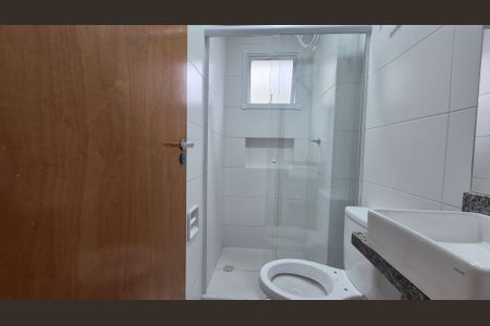 Banheiro Social de kitnet/studio para alugar com 1 quarto, 17m² em Vila Sao Pedro, Santo André