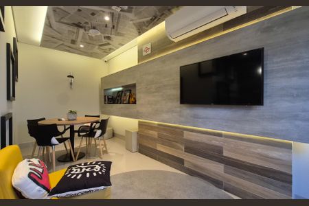 Apartamento à venda com 153m², 3 quartos e 3 vagas Apartamento à venda com 153m², 3 quartos e 3 vagasÁrea comum