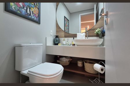 Apartamento à venda com 153m², 3 quartos e 3 vagas Apartamento à venda com 153m², 3 quartos e 3 vagasLavabo