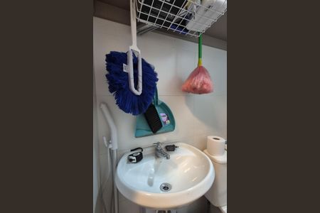 Apartamento à venda com 153m², 3 quartos e 3 vagas Apartamento à venda com 153m², 3 quartos e 3 vagasBanheiro de Serviço