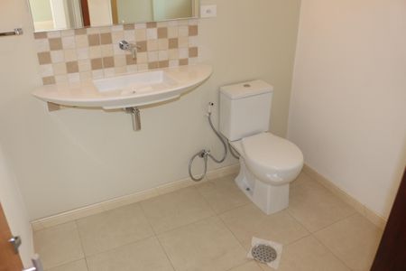 Apartamento à venda com 76m², 2 quartos e 1 vagaBanheiro Social