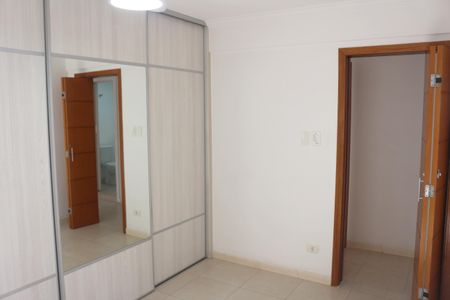 Apartamento à venda com 76m², 2 quartos e 1 vagaQuarto 2
