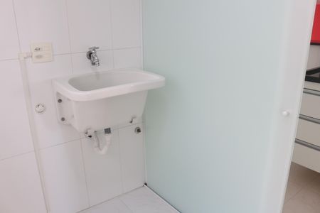 Apartamento à venda com 76m², 2 quartos e 1 vagaÁrea de Serviço