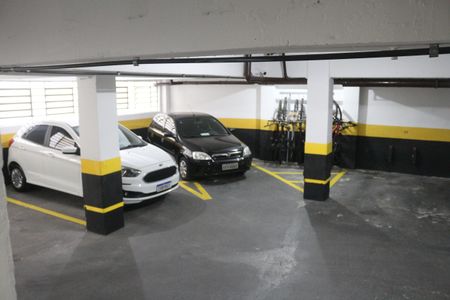 Apartamento à venda com 76m², 2 quartos e 1 vagaGaragem