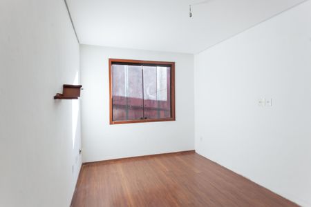 Casa à venda com 529m², 4 quartos e 7 vagas Casa à venda com 529m², 4 quartos e 7 vagasQuarto 1