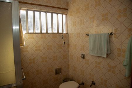 Casa à venda com 258m², 3 quartos e 1 vaga Casa à venda com 258m², 3 quartos e 1 vagaBanheiro
