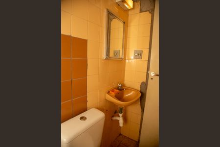Casa à venda com 258m², 3 quartos e 1 vaga Casa à venda com 258m², 3 quartos e 1 vagaBanheiro de serviço