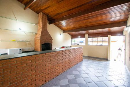 Casa à venda com 252m², 3 quartos e 2 vagas Casa à venda com 252m², 3 quartos e 2 vagasEspaço gourmet