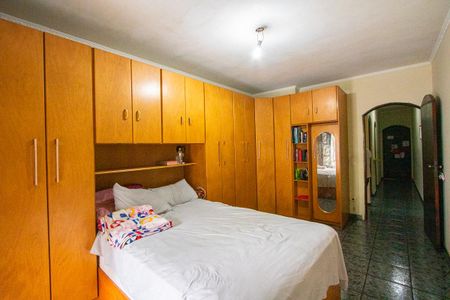 Casa à venda com 252m², 3 quartos e 2 vagas Casa à venda com 252m², 3 quartos e 2 vagas Suíte