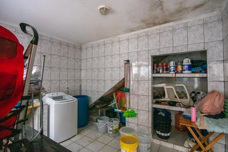 Casa à venda com 252m², 3 quartos e 2 vagas Casa à venda com 252m², 3 quartos e 2 vagasÁrea de serviço